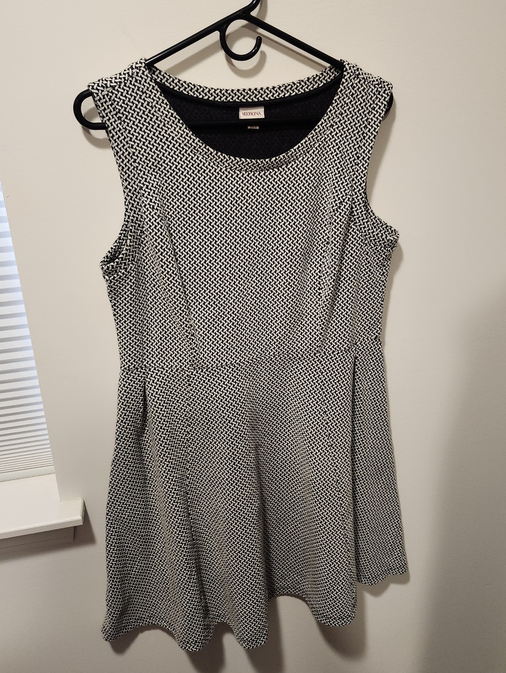 Merona Black and White Textured Sleeveless Fit-and-Flare Mini Dress